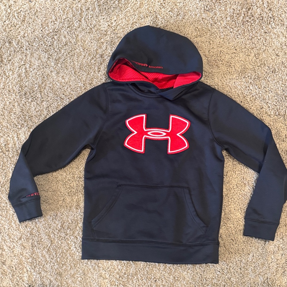 Under Armour Kids' Nlack and Red Logo Hoodie size small
